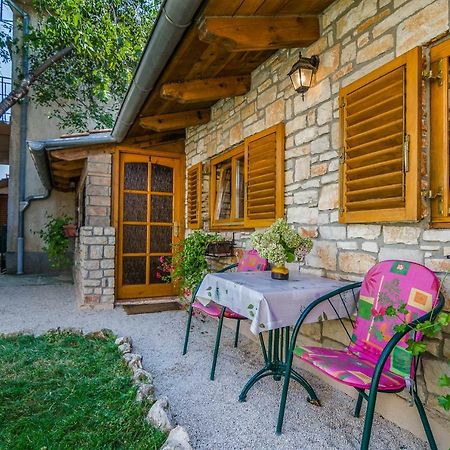 Apartments Marija & Pepa Ρόβινι Εξωτερικό φωτογραφία
