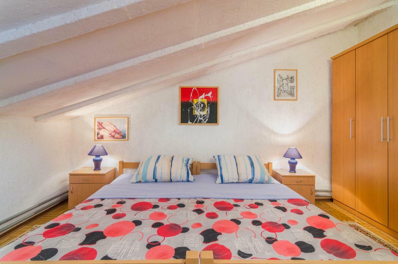 Apartments Marija & Pepa Ρόβινι Εξωτερικό φωτογραφία