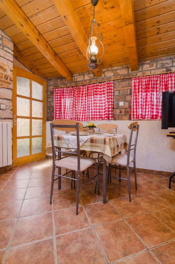 Apartments Marija & Pepa Ρόβινι Εξωτερικό φωτογραφία